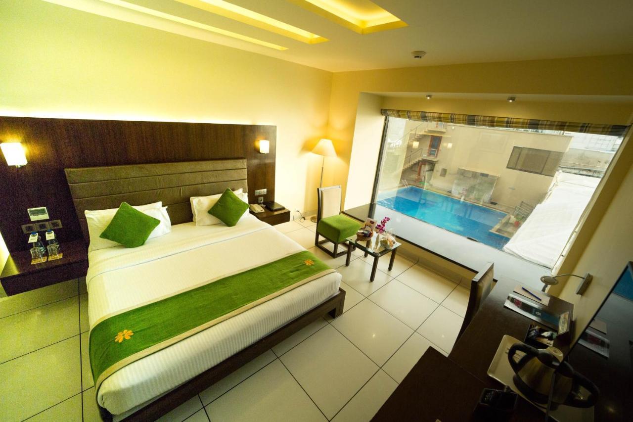 The Gold Beach Resort Daman Dış mekan fotoğraf