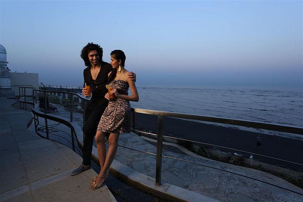 The Gold Beach Resort Daman Dış mekan fotoğraf
