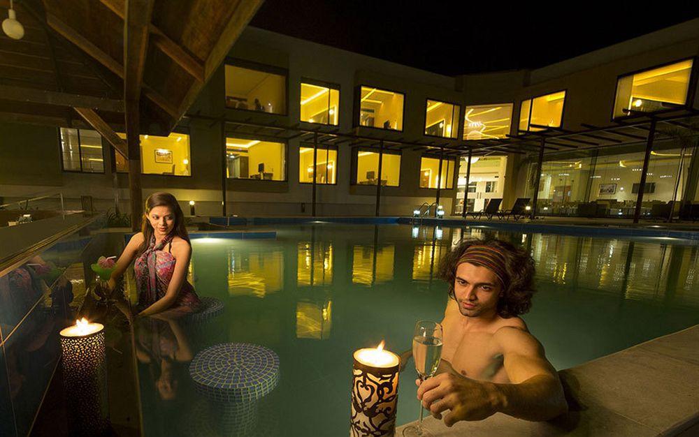 The Gold Beach Resort Daman Dış mekan fotoğraf