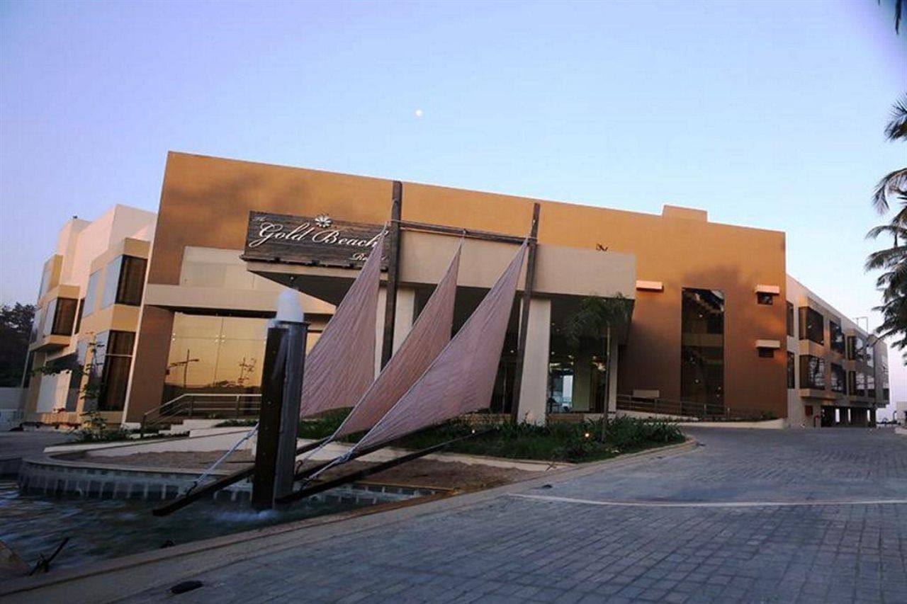 The Gold Beach Resort Daman Dış mekan fotoğraf