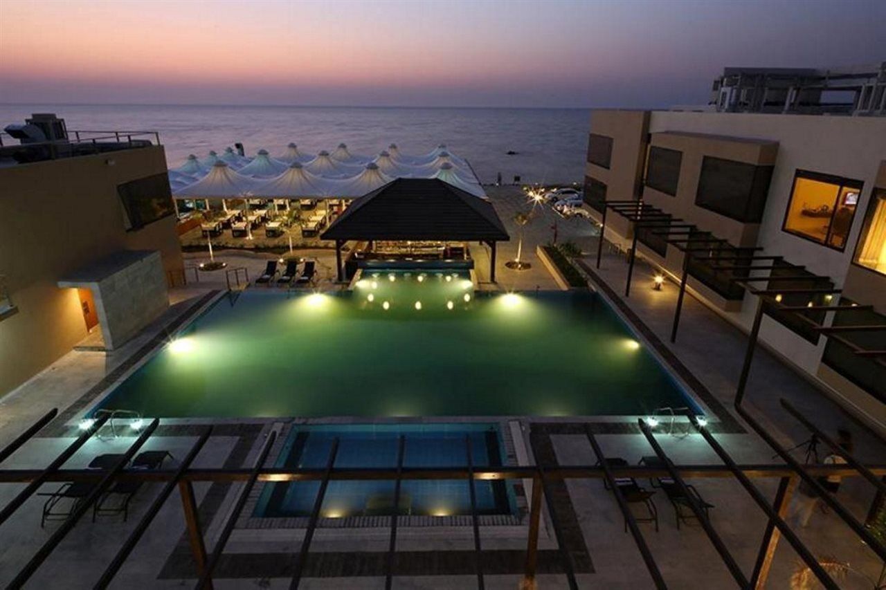 The Gold Beach Resort Daman Dış mekan fotoğraf