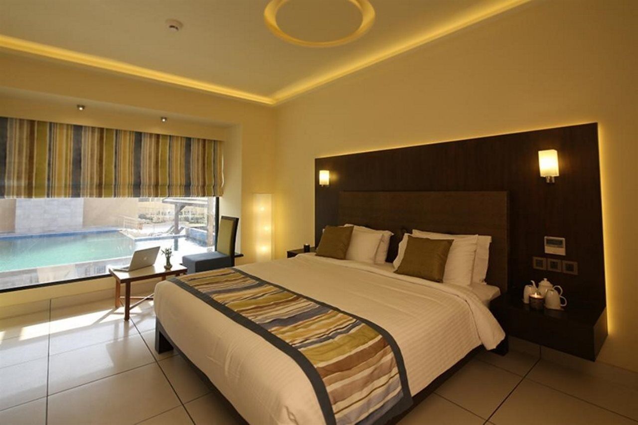 The Gold Beach Resort Daman Dış mekan fotoğraf