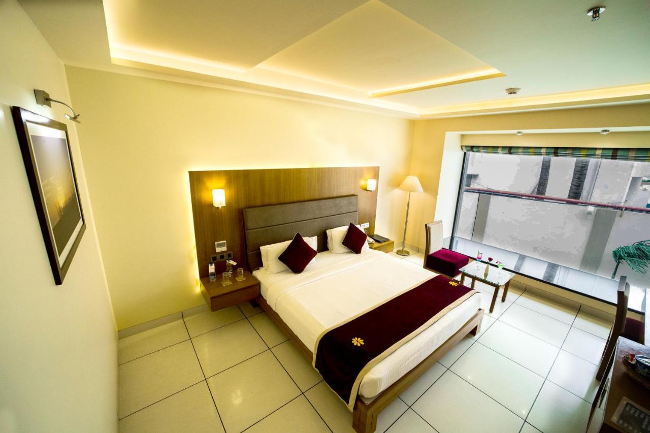 The Gold Beach Resort Daman Dış mekan fotoğraf