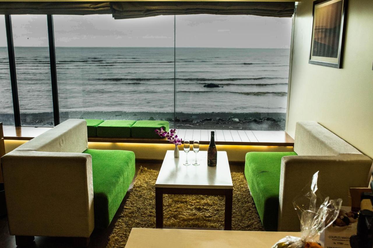 The Gold Beach Resort Daman Dış mekan fotoğraf
