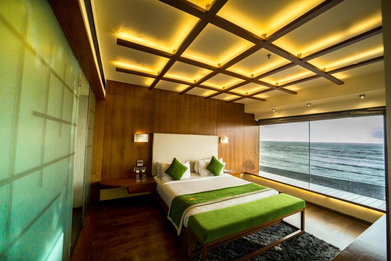 The Gold Beach Resort Daman Dış mekan fotoğraf