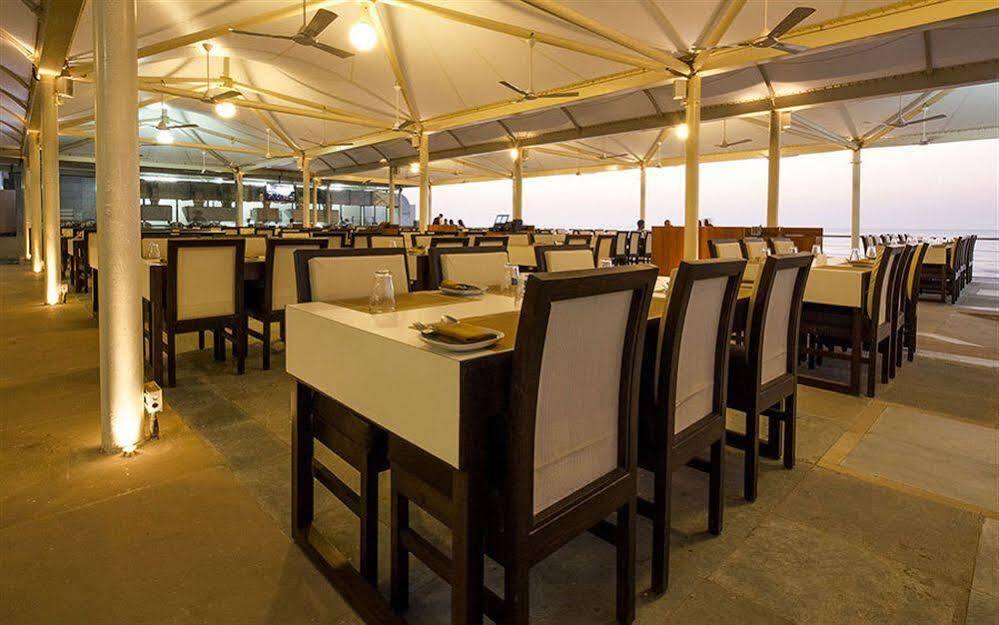 The Gold Beach Resort Daman Dış mekan fotoğraf